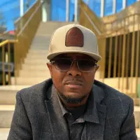 Larry Lewis's profile picture
